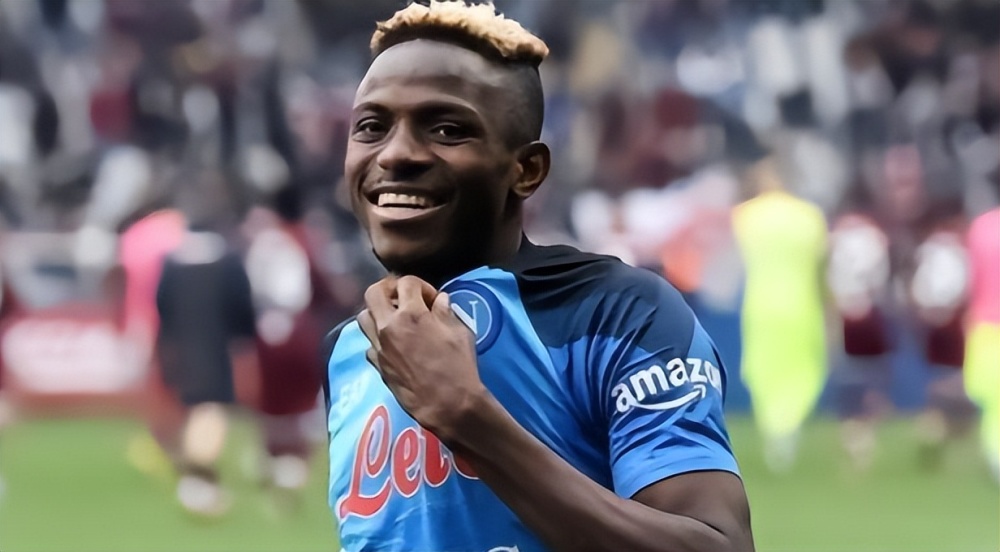  奥斯梅恩联赛十球领跑，尼日利亚总统发文祝贺  