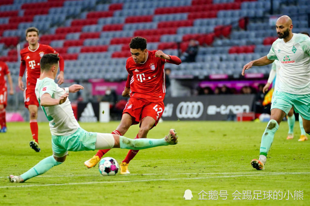  穆西亚拉梅开二度助拜仁轻取德甲胜利